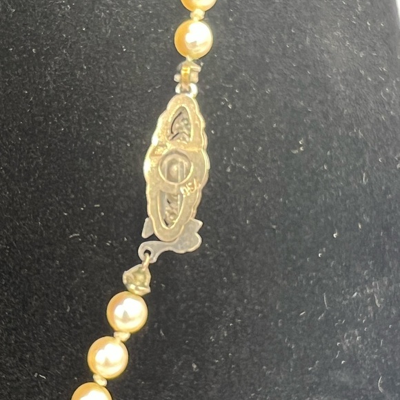Cultured Pearl Necklace with Gold Clasp - Picture 7 of 11